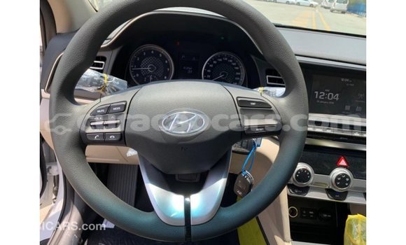 Buy Import Hyundai Elantra White Car in Import - Dubai in Curacao Buy Import Hyundai Elantra White Car in Import - Dubai in Curacao