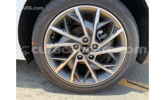 Buy Import Hyundai Elantra White Car in Import - Dubai in Curacao Buy Import Hyundai Elantra White Car in Import - Dubai in Curacao
