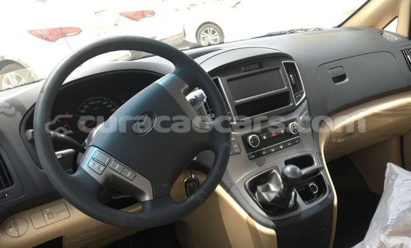 Buy Import Hyundai Accent White Car in Import - Dubai in Curacao Buy Import Hyundai Accent White Car in Import - Dubai in Curacao