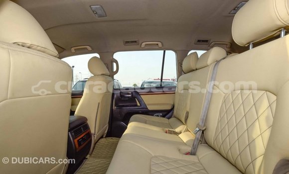 Buy Import Toyota Land Cruiser White Car in Import - Dubai in Curacao Buy Import Toyota Land Cruiser White Car in Import - Dubai in Curacao