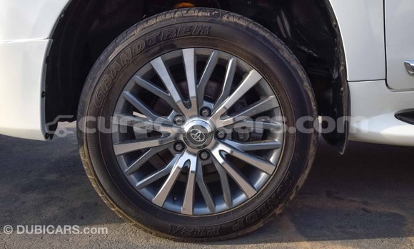 Buy Import Toyota Land Cruiser White Car in Import - Dubai in Curacao Buy Import Toyota Land Cruiser White Car in Import - Dubai in Curacao