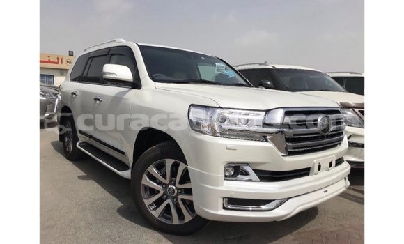 Buy Import Toyota Land Cruiser White Car in Import - Dubai in Curacao Buy Import Toyota Land Cruiser White Car in Import - Dubai in Curacao