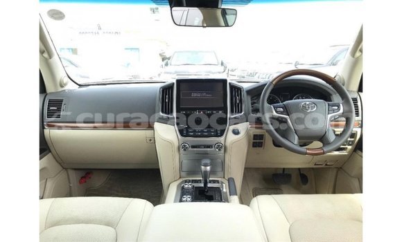 Buy Import Toyota Land Cruiser White Car in Import - Dubai in Curacao Buy Import Toyota Land Cruiser White Car in Import - Dubai in Curacao