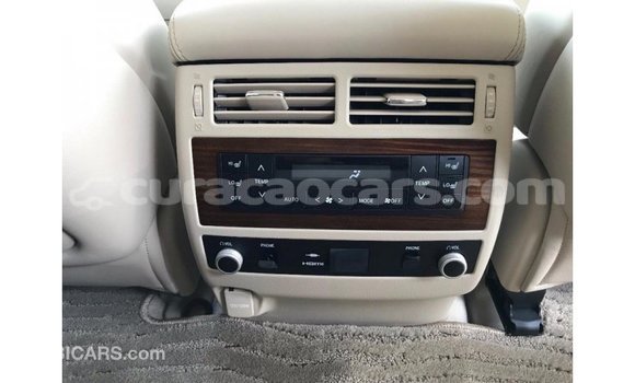 Buy Import Toyota Land Cruiser White Car in Import - Dubai in Curacao Buy Import Toyota Land Cruiser White Car in Import - Dubai in Curacao