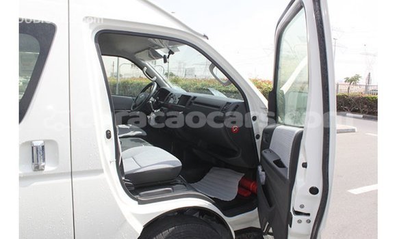 Buy Import Toyota Hiace White Car in Import - Dubai in Curacao Buy Import Toyota Hiace White Car in Import - Dubai in Curacao