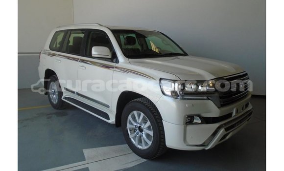 Buy Import Toyota Land Cruiser White Car in Import - Dubai in Curacao Buy Import Toyota Land Cruiser White Car in Import - Dubai in Curacao