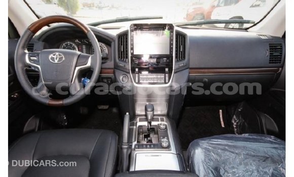 Buy Import Toyota Land Cruiser White Car in Import - Dubai in Curacao Buy Import Toyota Land Cruiser White Car in Import - Dubai in Curacao