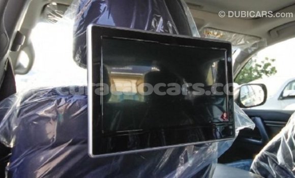 Buy Import Toyota Land Cruiser White Car in Import - Dubai in Curacao Buy Import Toyota Land Cruiser White Car in Import - Dubai in Curacao