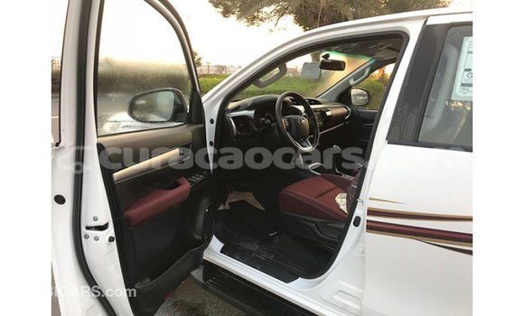 Buy Import Toyota Hilux White Car in Import - Dubai in Curacao Buy Import Toyota Hilux White Car in Import - Dubai in Curacao