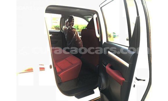 Buy Import Toyota Hilux White Car in Import - Dubai in Curacao Buy Import Toyota Hilux White Car in Import - Dubai in Curacao