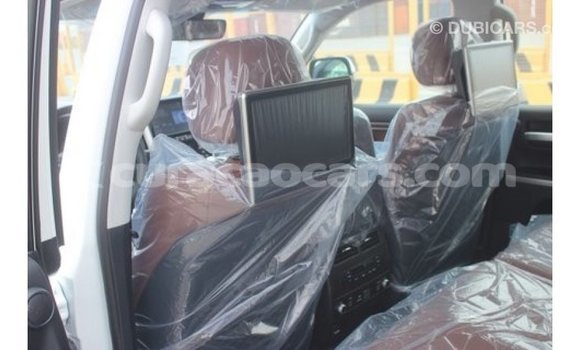 Buy Import Toyota Land Cruiser White Car in Import - Dubai in Curacao Buy Import Toyota Land Cruiser White Car in Import - Dubai in Curacao