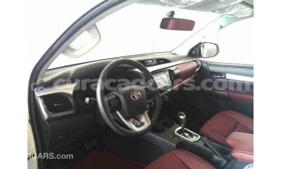Buy Import Toyota Hilux White Car in Import - Dubai in Curacao Buy Import Toyota Hilux White Car in Import - Dubai in Curacao