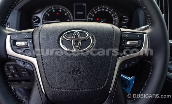 Buy Import Toyota Land Cruiser White Car in Import - Dubai in Curacao Buy Import Toyota Land Cruiser White Car in Import - Dubai in Curacao