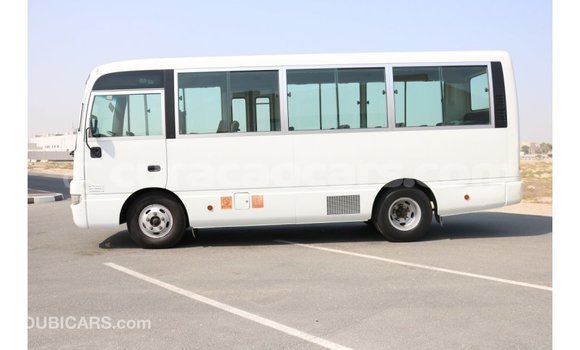 Buy Import Nissan Evalia White Truck in Import - Dubai in Curacao Buy Import Nissan Evalia White Truck in Import - Dubai in Curacao