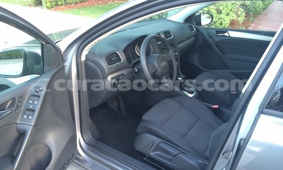 Buy Used Volkswagen Golf Beige Car in Willemstad in Curacao Buy Used Volkswagen Golf Beige Car in Willemstad in Curacao
