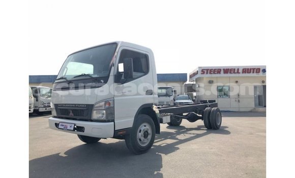 Buy Import Mitsubishi L400 White Truck in Import - Dubai in Curacao Buy Import Mitsubishi L400 White Truck in Import - Dubai in Curacao