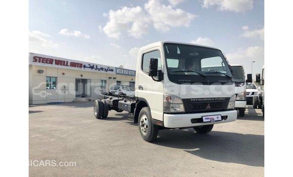 Buy Import Mitsubishi L400 White Truck in Import - Dubai in Curacao Buy Import Mitsubishi L400 White Truck in Import - Dubai in Curacao