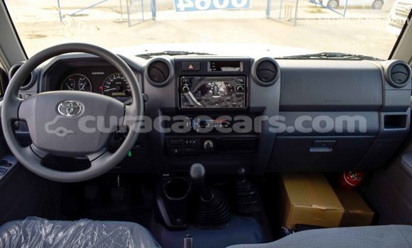 Buy Import Toyota Land Cruiser White Car in Import - Dubai in Curacao Buy Import Toyota Land Cruiser White Car in Import - Dubai in Curacao